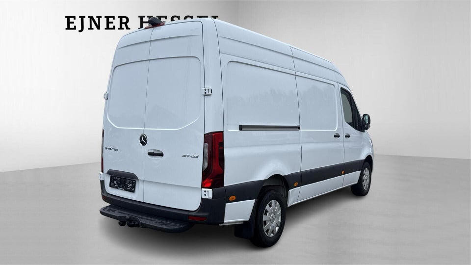 Mercedes Sprinter 317 2,0 CDi A2 Kassevogn aut. RWD
