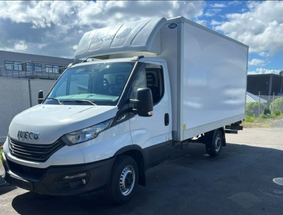 Iveco Daily 2,3 35S14 Alukasse m/lift AG8 2d