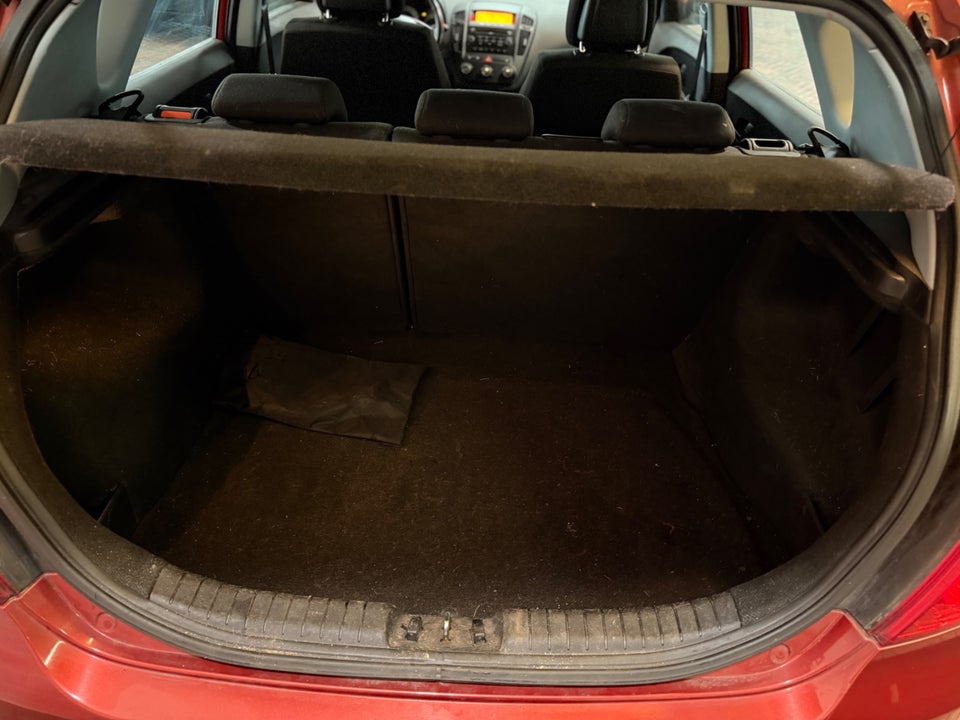 Kia Ceed 1,6 CRDi Active 5d