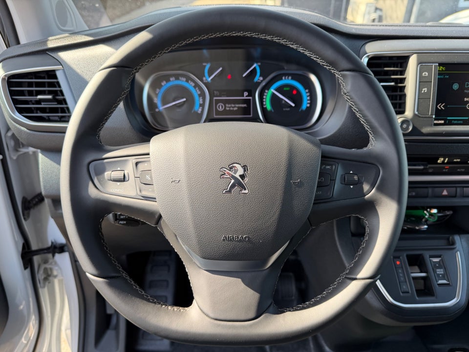 Peugeot e-Expert 50 L2 Premium Van