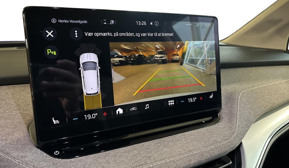 Skoda Enyaq 60 iV Selection Lodge 5d