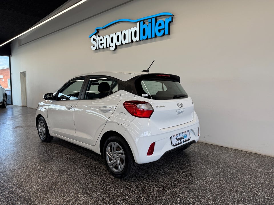 Hyundai i10 1,0 MPi Essential 5d