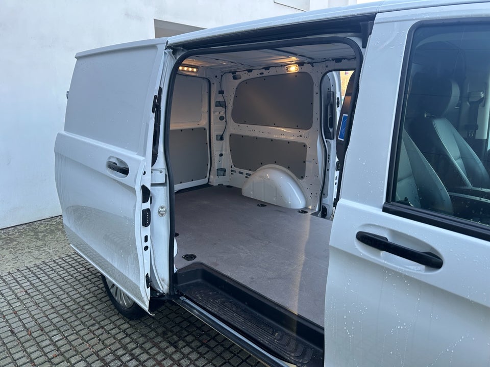 Mercedes Vito 114 2,0 CDi A2 Kassevogn PRO aut. RWD