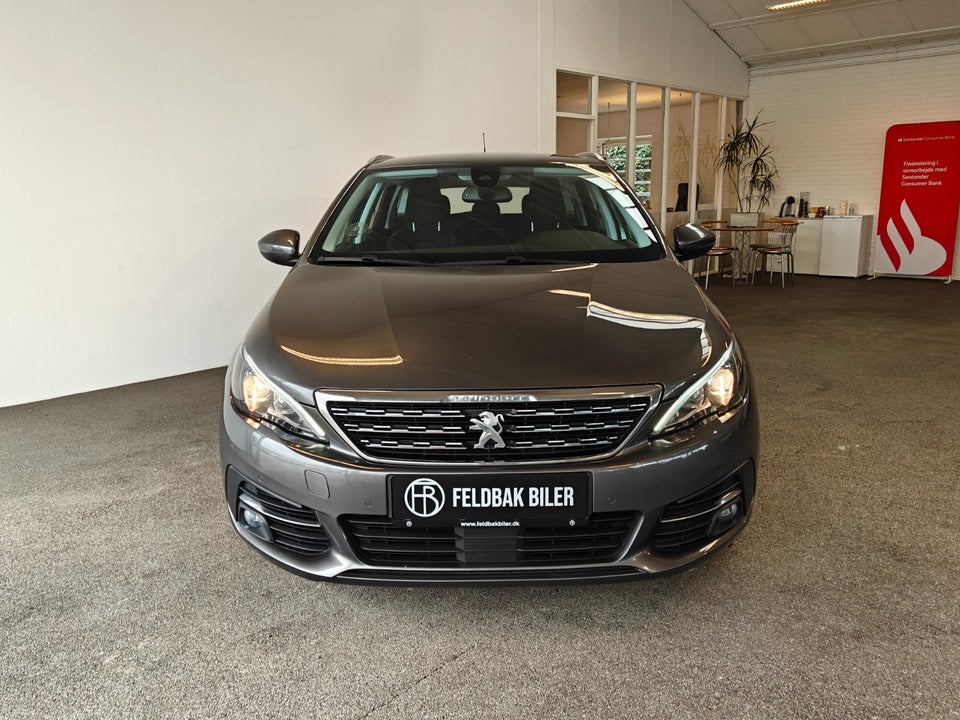 Peugeot 308 1,5 BlueHDi 130 Allure Lux SW 5d