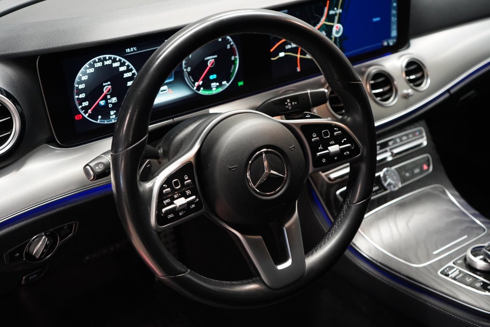 Mercedes E300 de 2,0 Avantgarde stc. aut. 5d