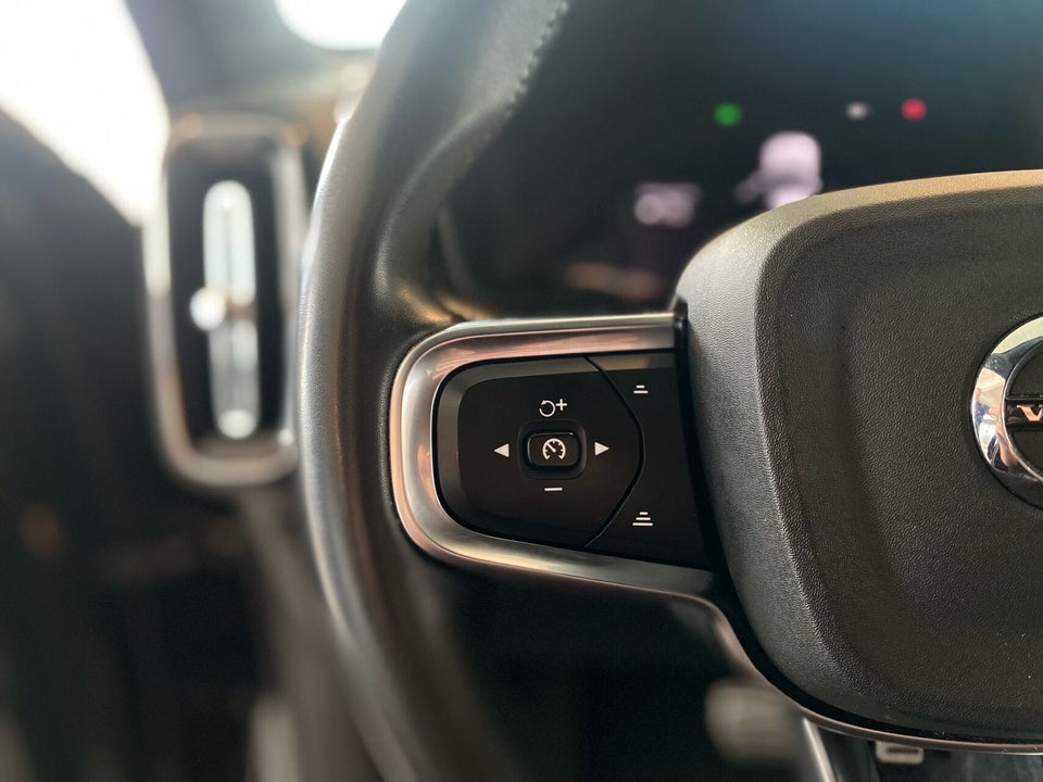 Volvo XC40 P8 ReCharge Twin Plus 5d