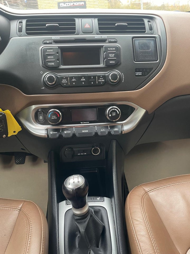 Kia Rio 1,2 CVVT Exclusive 5d