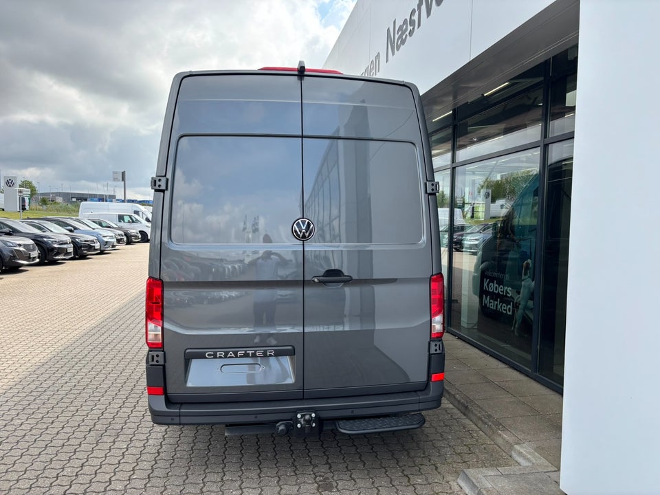 VW Crafter 35 2,0 TDi 177 Kassevogn L3H3 aut.
