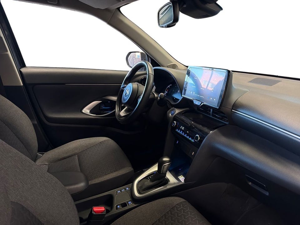 Toyota Yaris Cross 1,5 Hybrid Active Tech+ e-CVT 5d