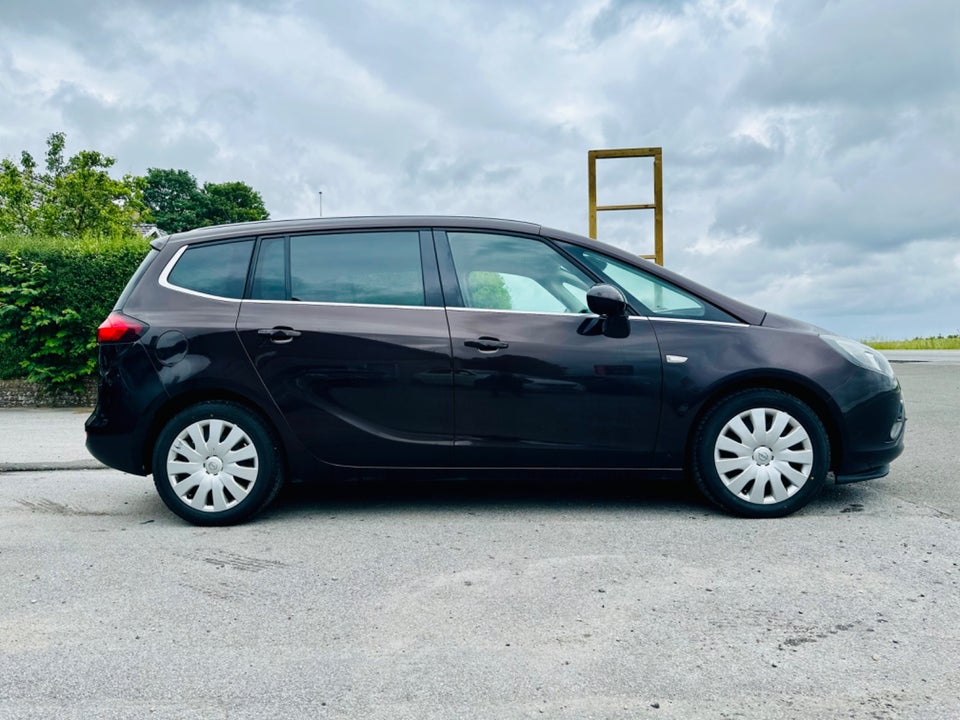 Opel Zafira Tourer 1,4 T 140 Enjoy eco 7prs 5d