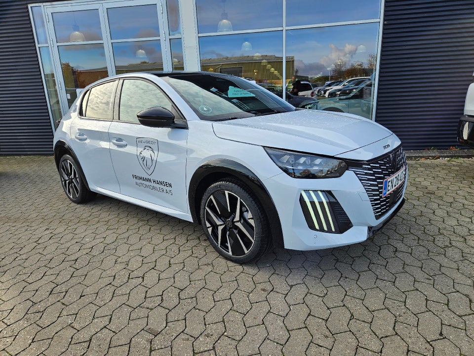 Peugeot e-208 54 GT Pack 5d