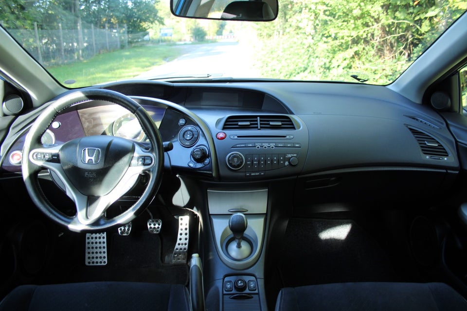 Honda Civic 1,8 Sport 5d