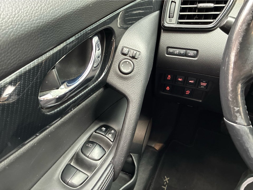 Nissan X-Trail 1,75 dCi 150 N-Connecta 5d