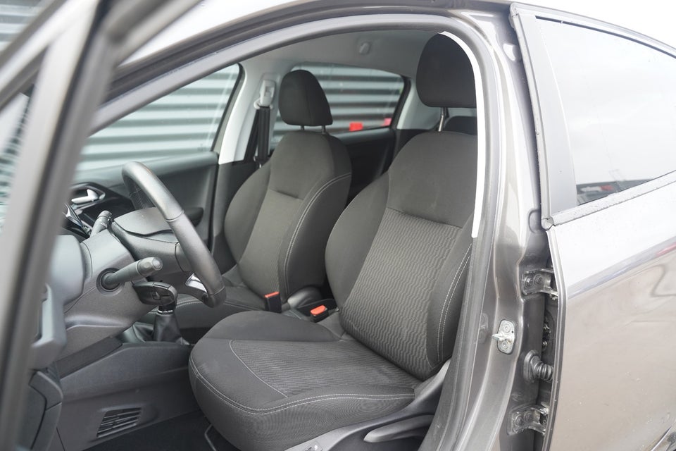 Peugeot 208 1,2 PureTech 82 Active 5d