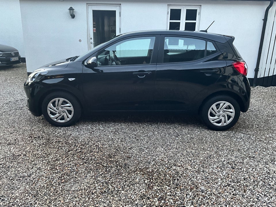 Hyundai i10 1,0 MPi Essential 5d