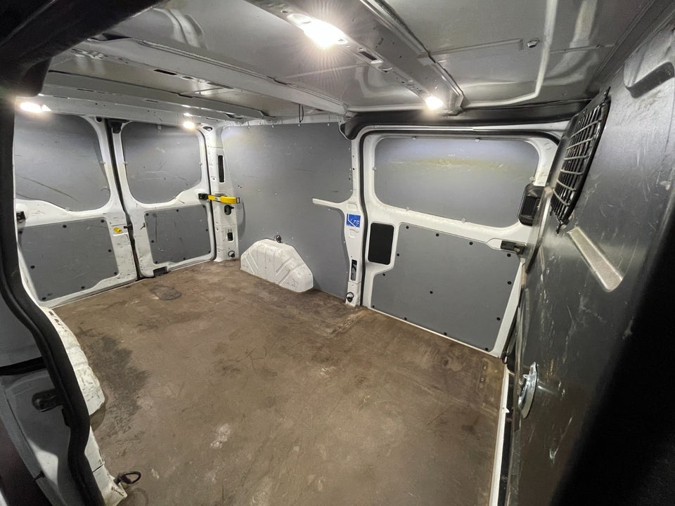 Ford Transit Custom 300 L2 2,0 TDCi 130 Trend