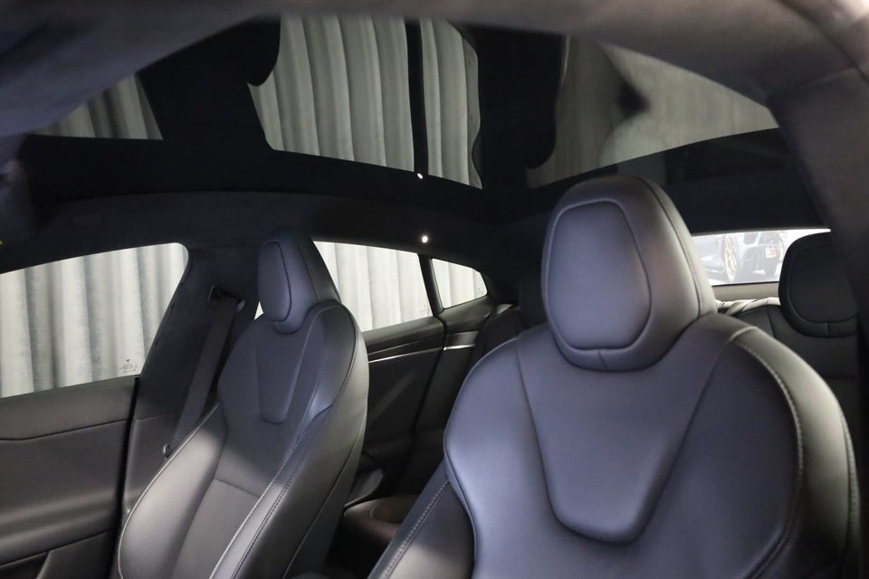 Tesla Model S Plaid AWD 5d