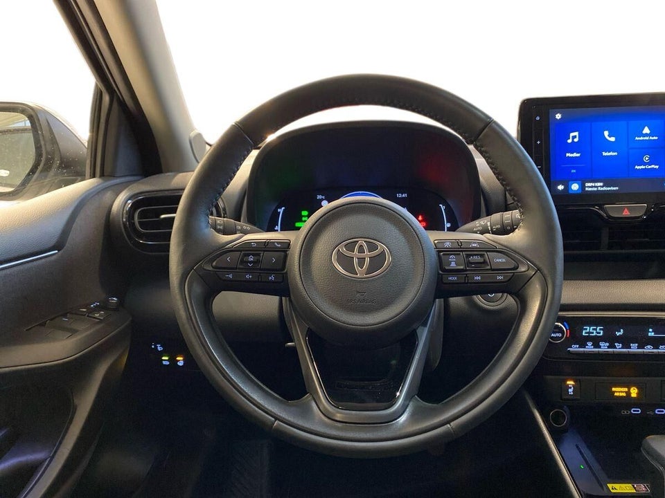 Toyota Yaris 1,5 Hybrid Style Technology e-CVT 5d