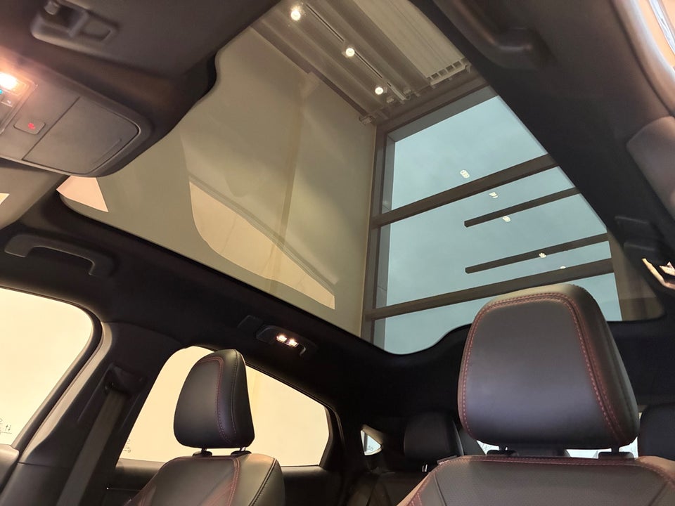 Ford Mustang Mach-E 91 Premium Extended Range AWD 5d