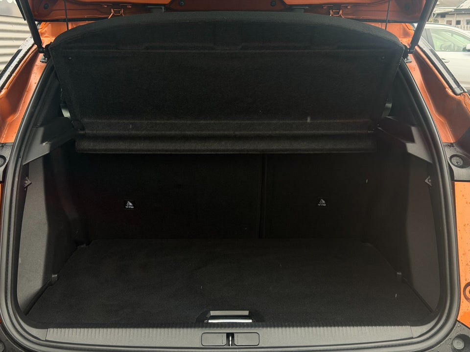 Peugeot e-2008 50 GT Line 5d