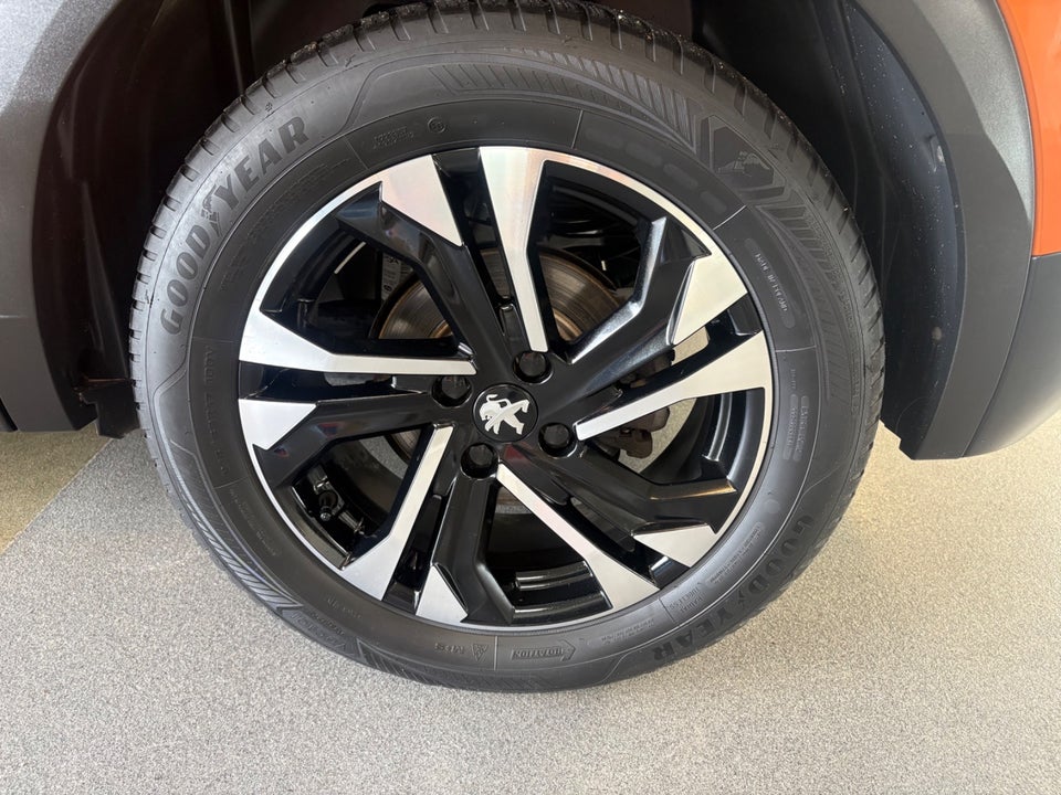Peugeot e-2008 50 GT Limited 5d