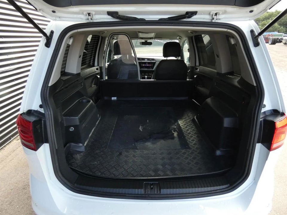 VW Touran 2,0 TDi 115 Comfortline DSG Van 5d