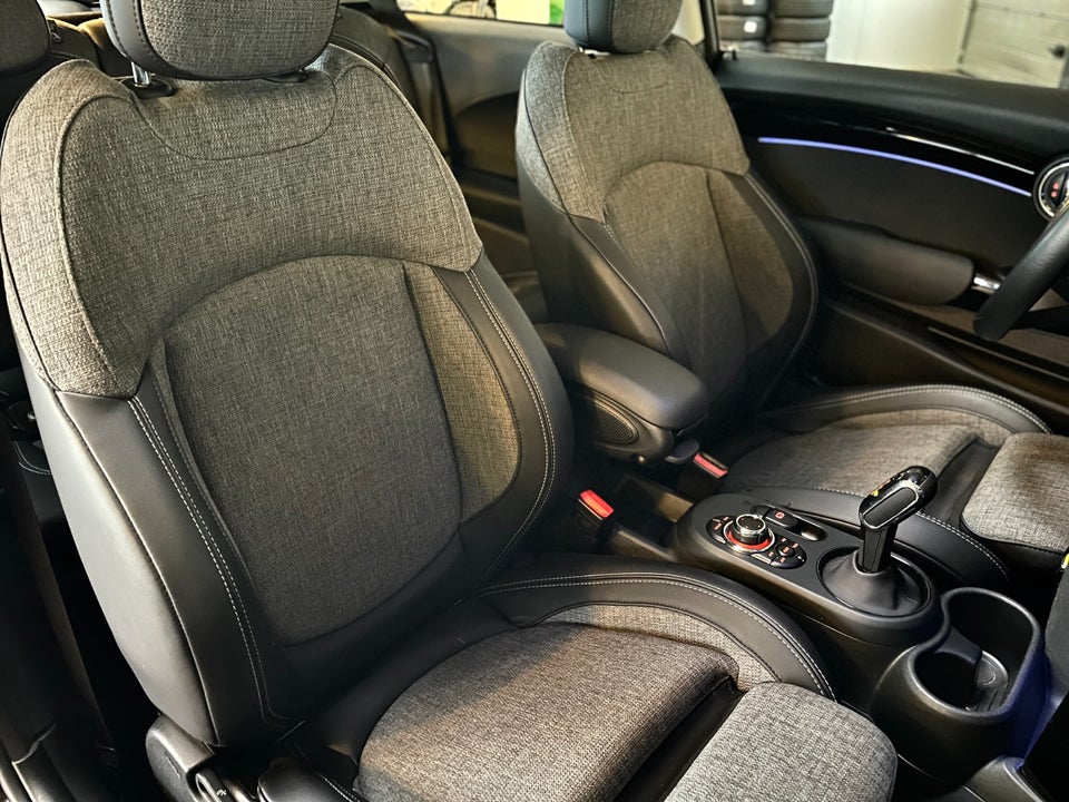 MINI Cooper SE Classic Trim 3d