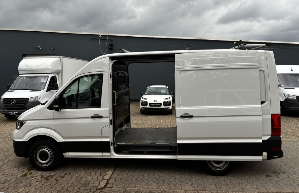 VW Crafter 35 2,0 TDi 177 Kassevogn L3H2 aut.
