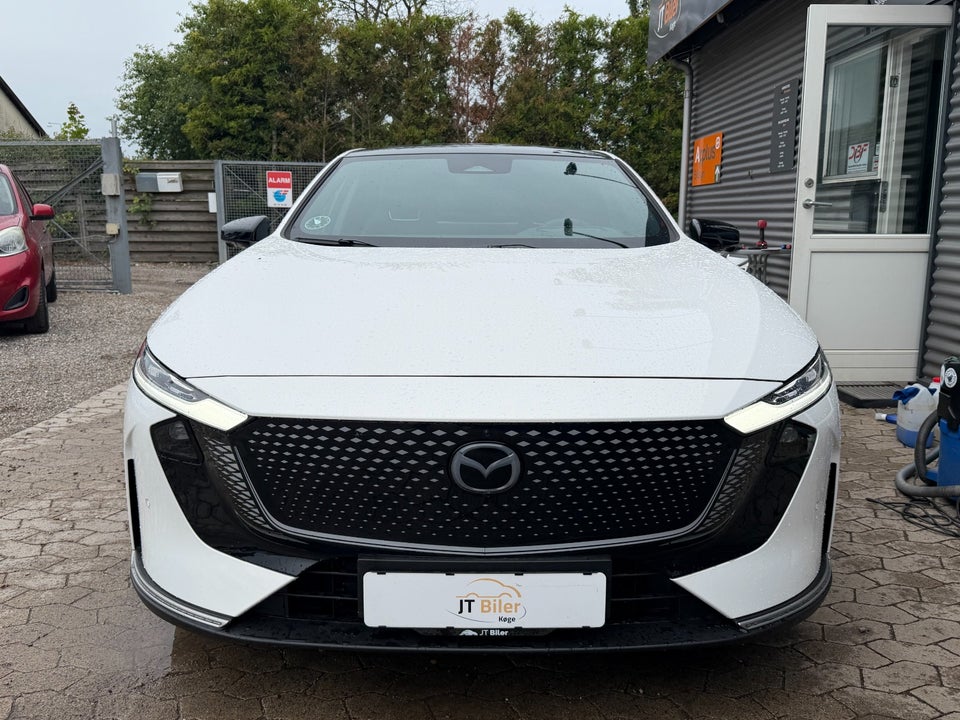 Mazda 6e Takumi Long Range 5d