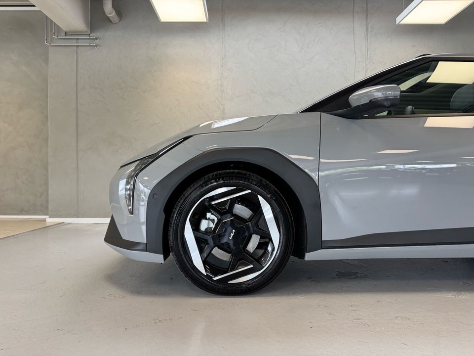 Kia EV4 81 Long Range Upgrade 5d