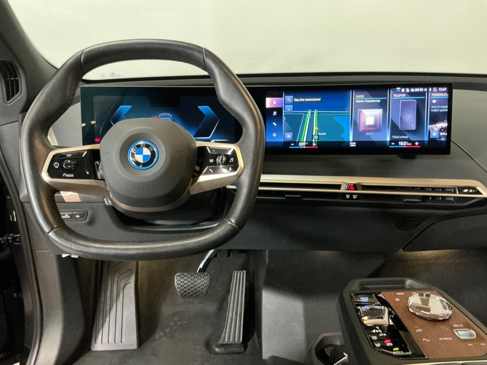BMW iX xDrive40 Sport 5d