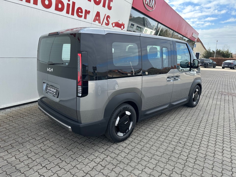 Kia PV5 71 Long Range Upgrade 5d