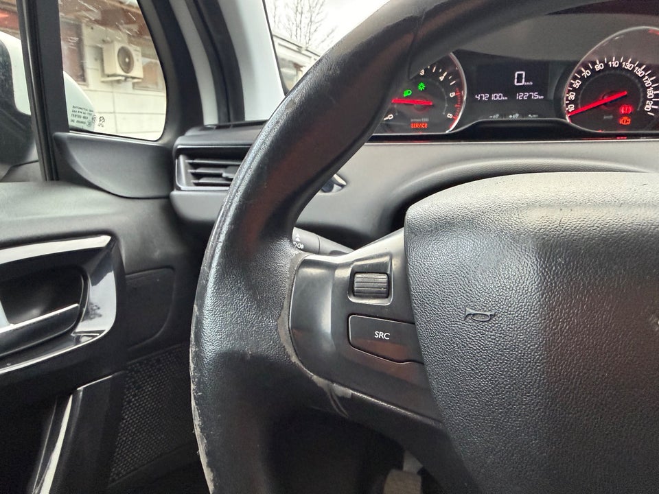 Peugeot 208 1,6 e-HDi 92 Active 5d