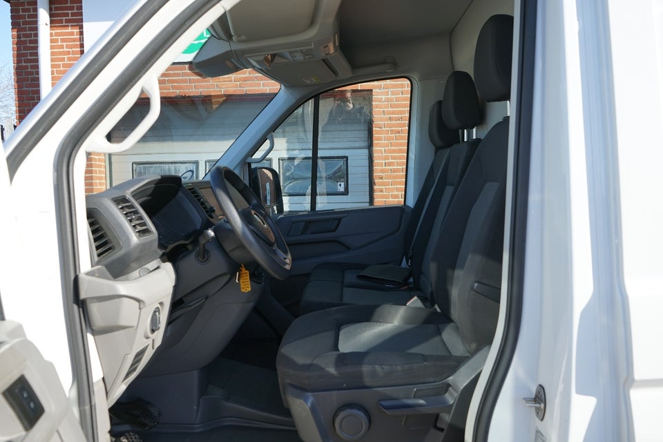 VW Crafter 35 2,0 TDi 140 Kassevogn L3H2