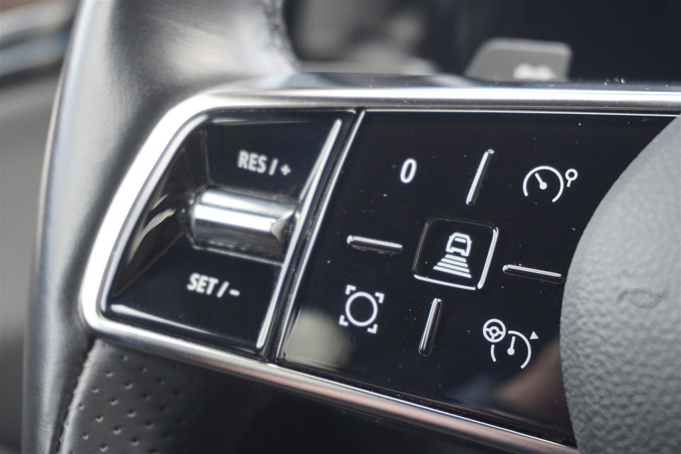 Renault Megane E-Tech 60 Iconic 5d