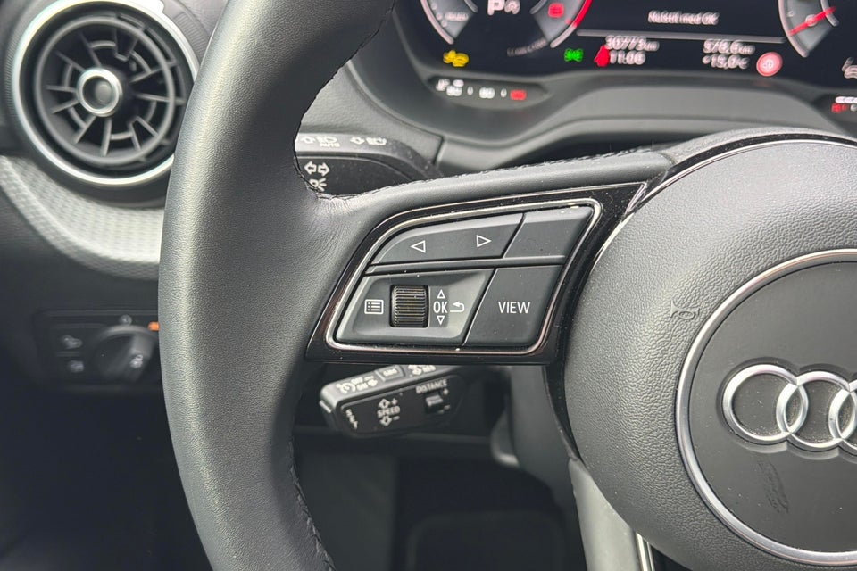 Audi Q2 35 TFSi Prestige S-tr. 5d