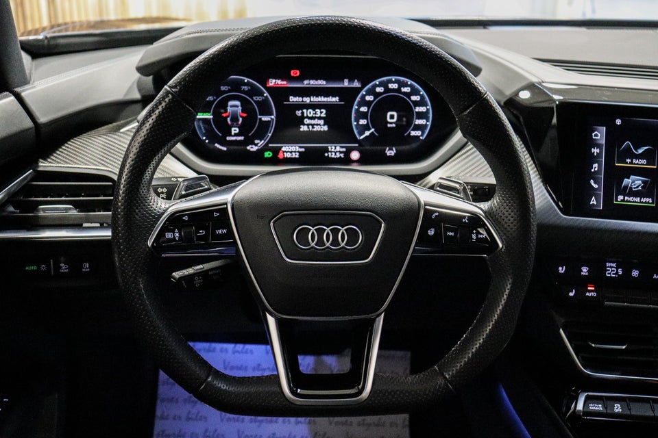 Audi e-tron GT quattro 4d