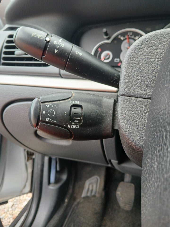 Citroën C5 1,8i 16V Prestige S 5d