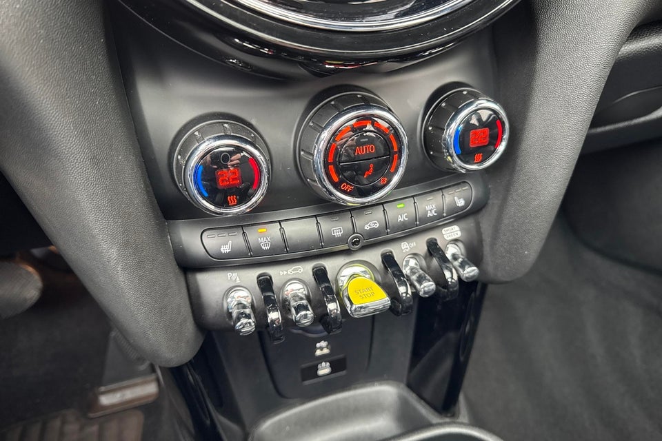 MINI Cooper SE Yours Trim 3d