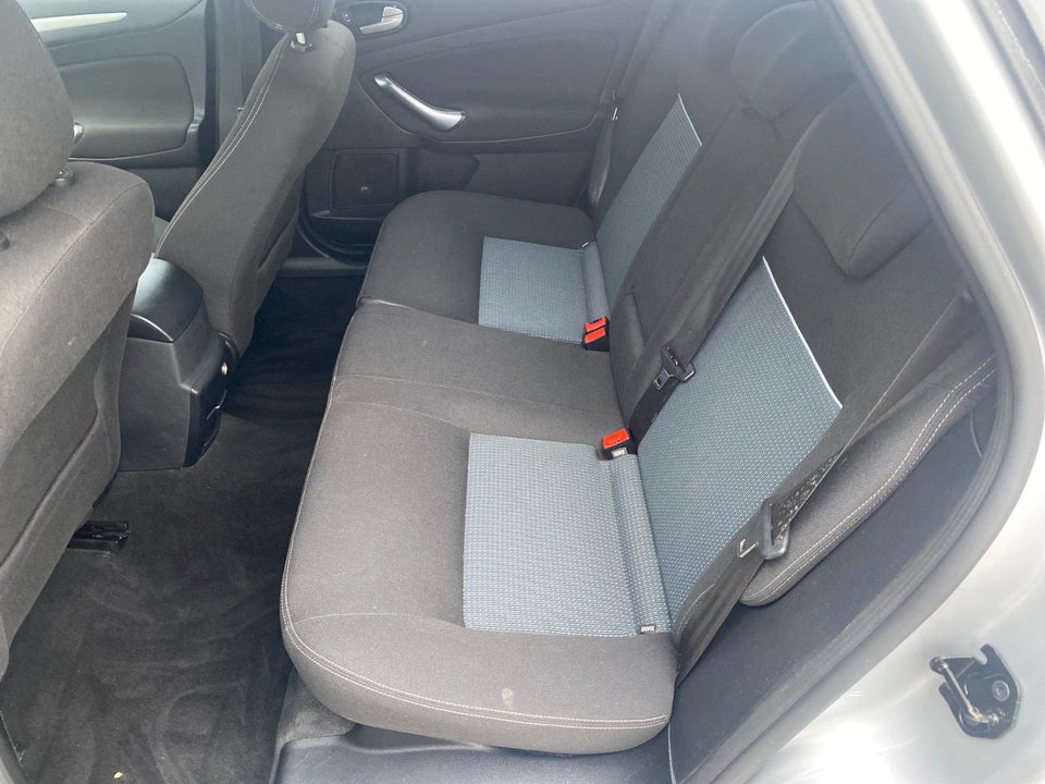 Ford Mondeo 2,0 TDCi 143 Titanium stc. aut. 5d