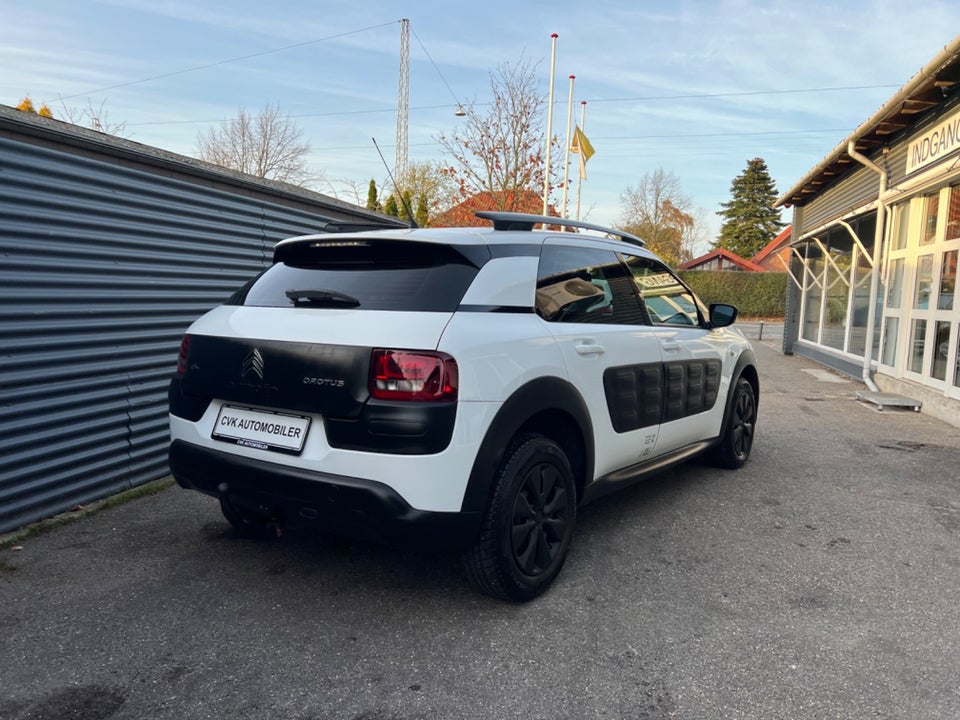 Citroën C4 Cactus 1,6 BlueHDi 100 Feel Van 5d