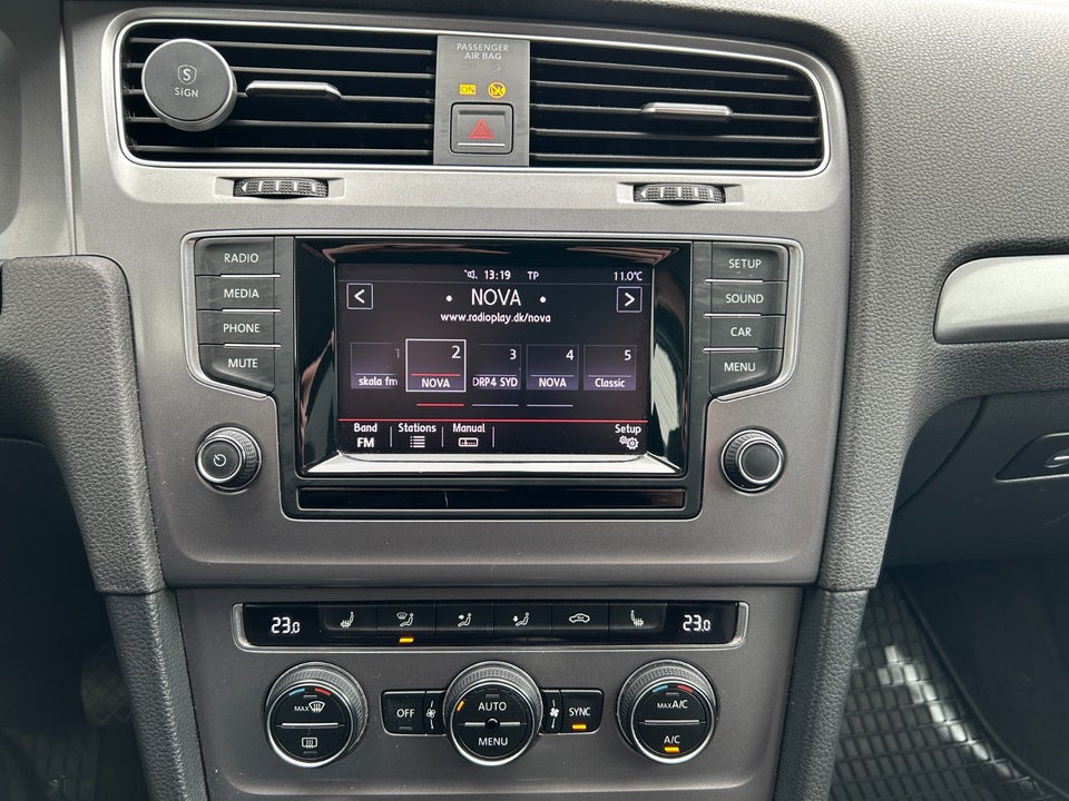 VW Golf VII 1,4 TSi 122 Edition 40 BMT 5d