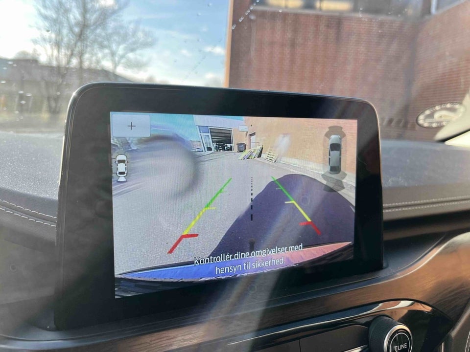 Ford Kuga 2,5 PHEV Vignale CVT 5d