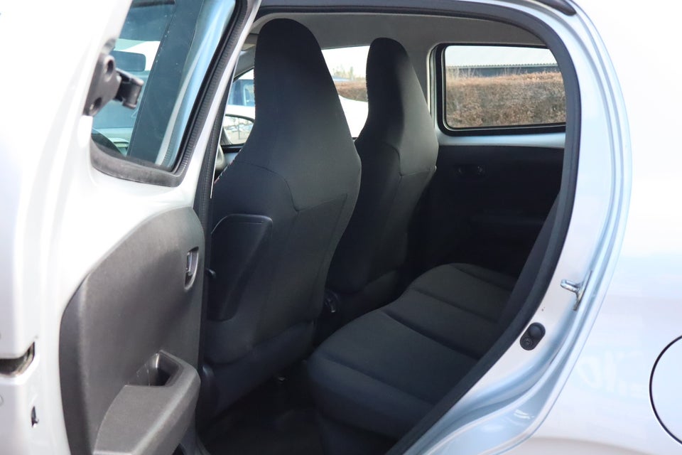 Citroën C1 1,0 VTi Street+ 5d