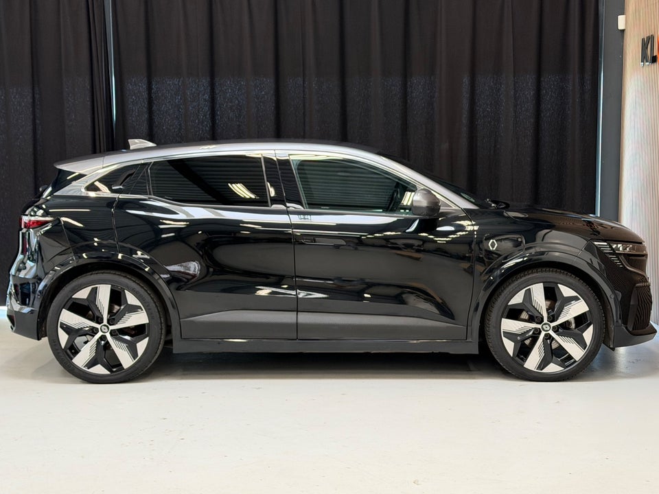Renault Megane E-Tech 60 Techno 5d