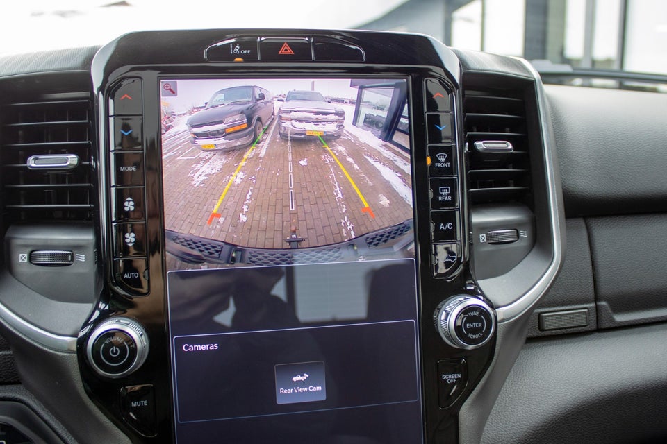 Dodge RAM 1500 3,0 Big Horn Night aut. 4d