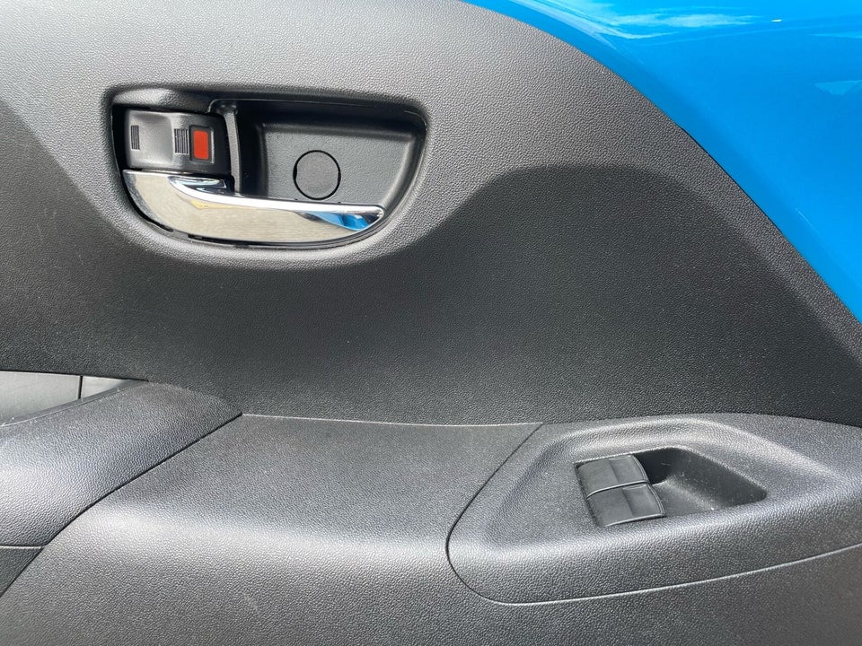 Toyota Aygo 1,0 VVT-i x-plore 5d