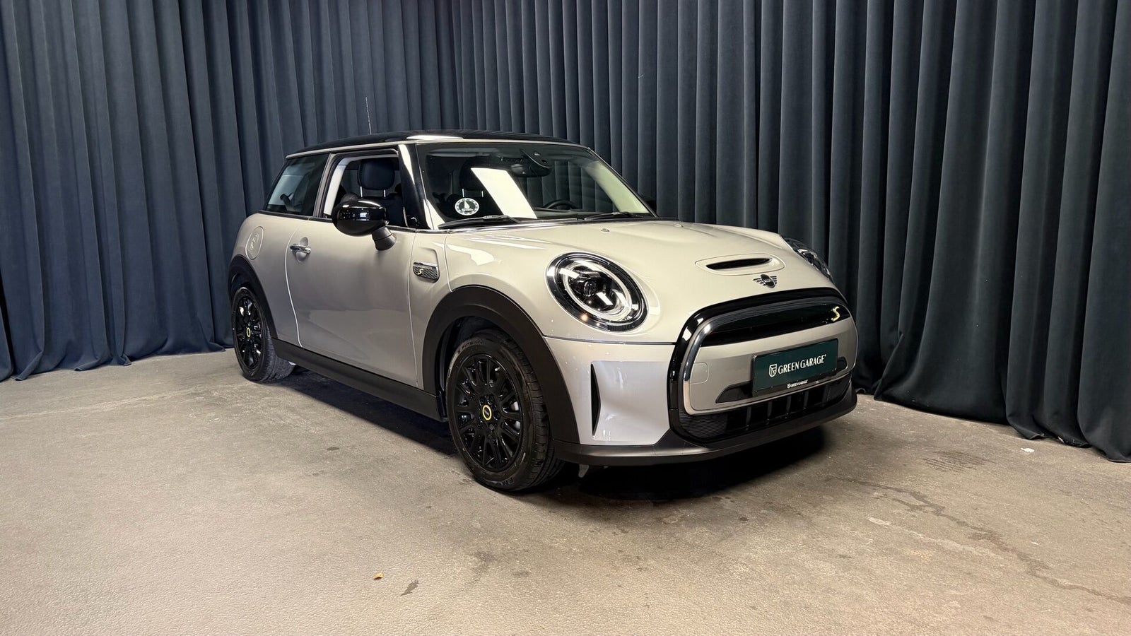 MINI Cooper SE Classic Trim 3d
