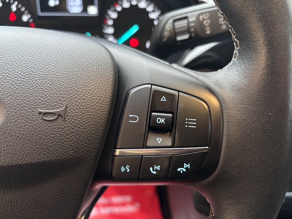 Ford Fiesta 1,0 EcoBoost mHEV Titanium 5d