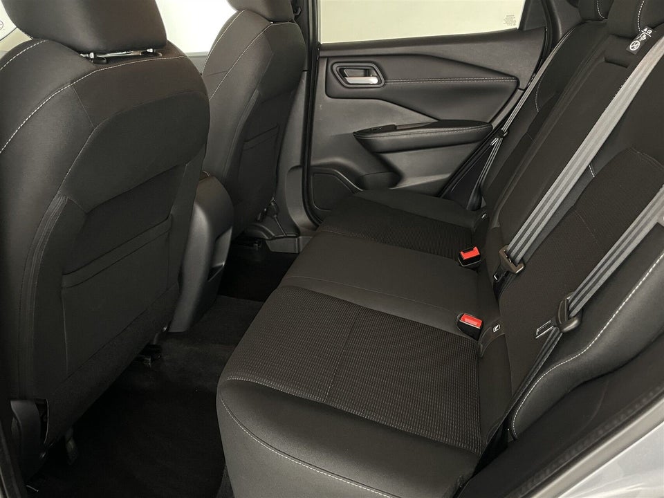 Nissan Qashqai 1,3 mHEV Acenta 5d